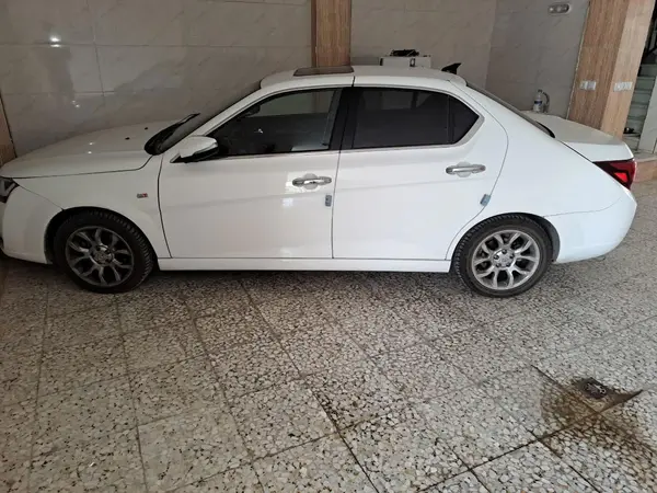 دنا پلاس توربو اتوماتیک - 1400