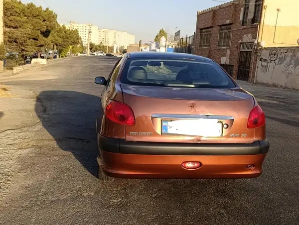 خودرو پژو، ۲۰۶ صندوق دار آگهی ann_20610918