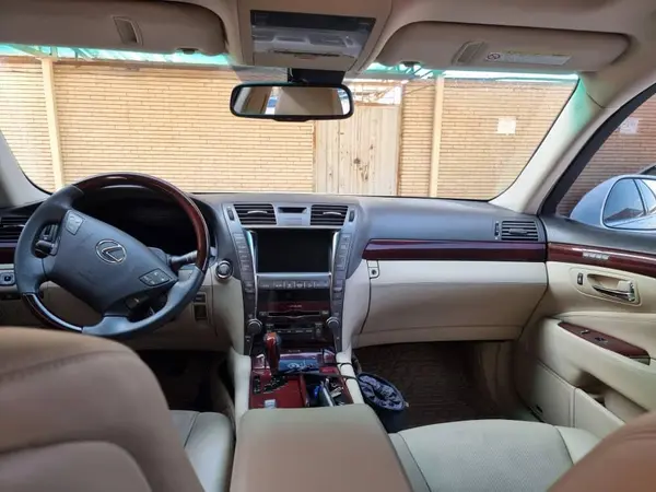 لکسوس LS 460 - 2009