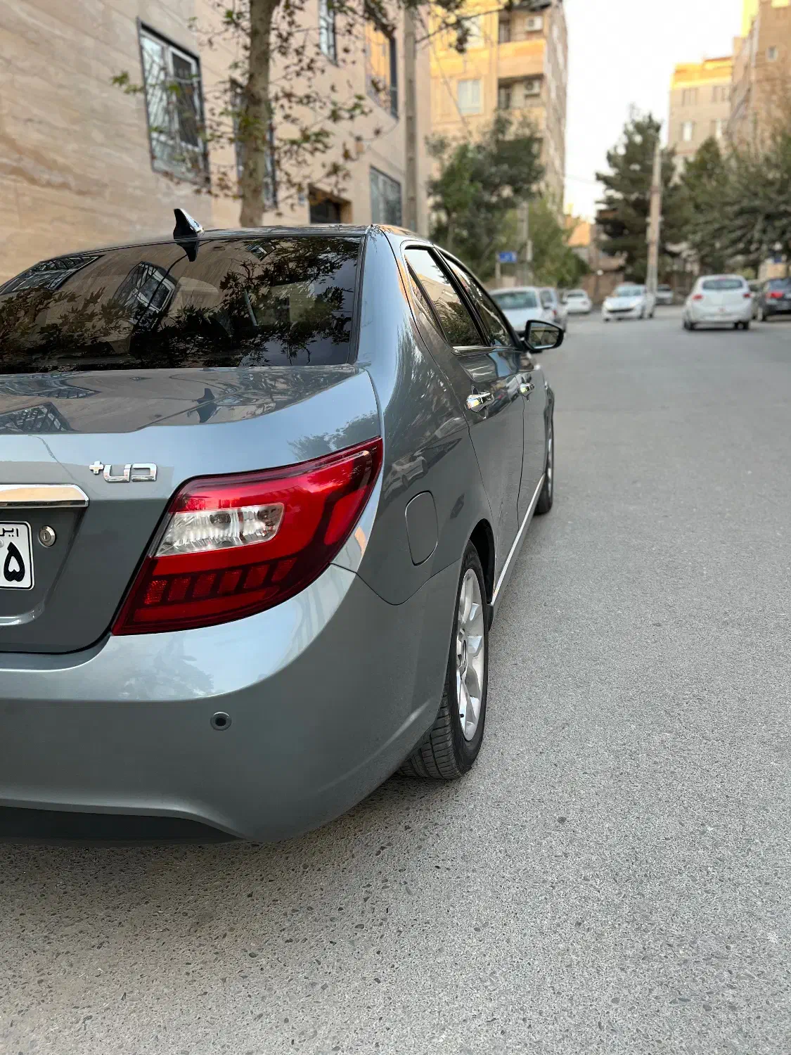 دنا پلاس توربو اتوماتیک - 1401