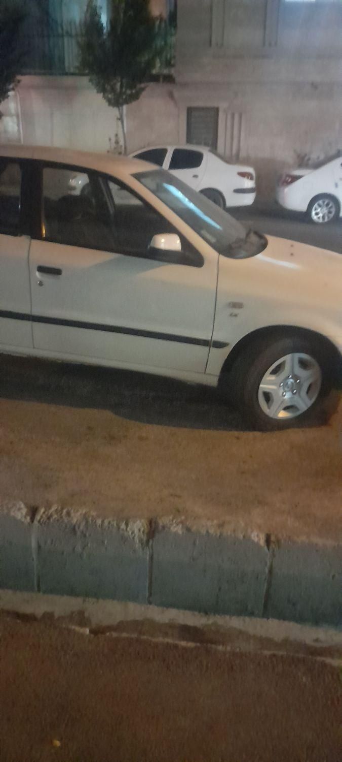سمند LX XU7 - 1387