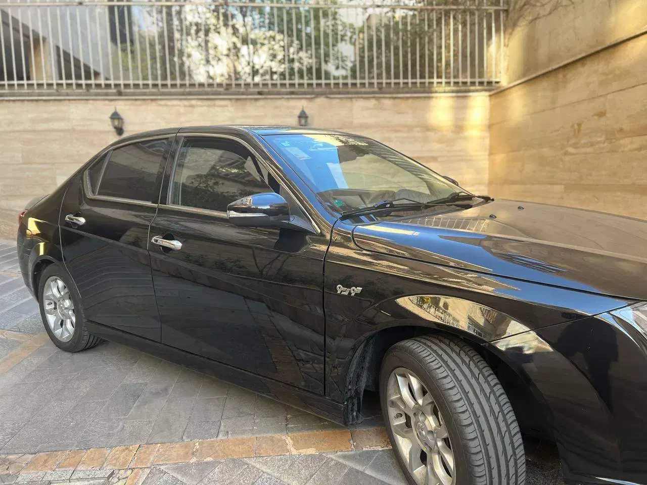 دنا پلاس توربو اتوماتیک - 1403