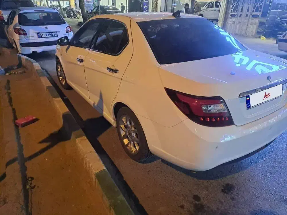دنا پلاس توربو اتوماتیک - 1403