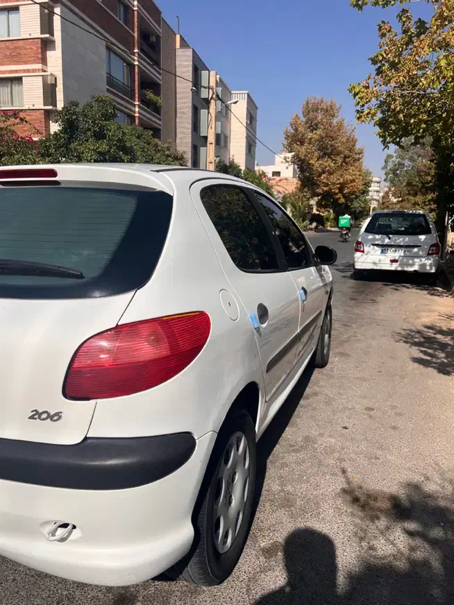 پژو 206 تیپ 2 - 1390