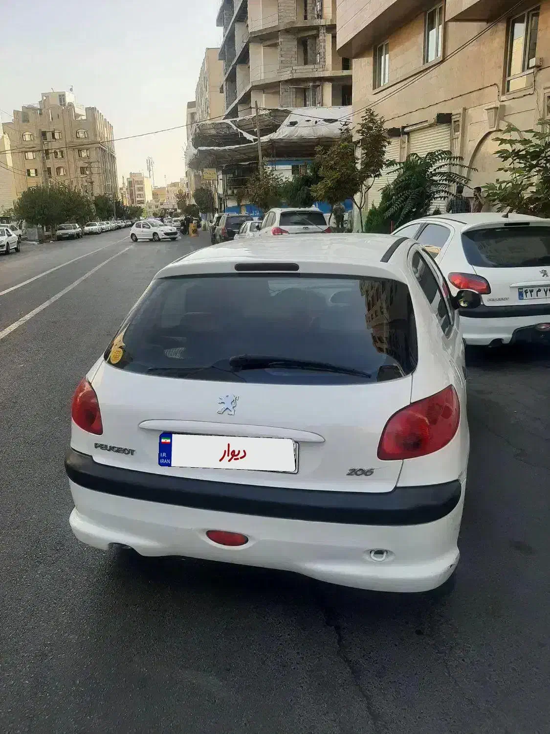 پژو 206 تیپ 5 - 1396