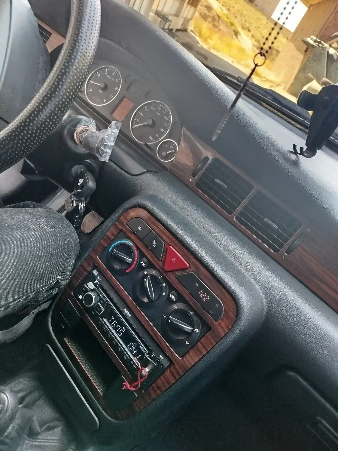 سمند LX XU7 - 1398