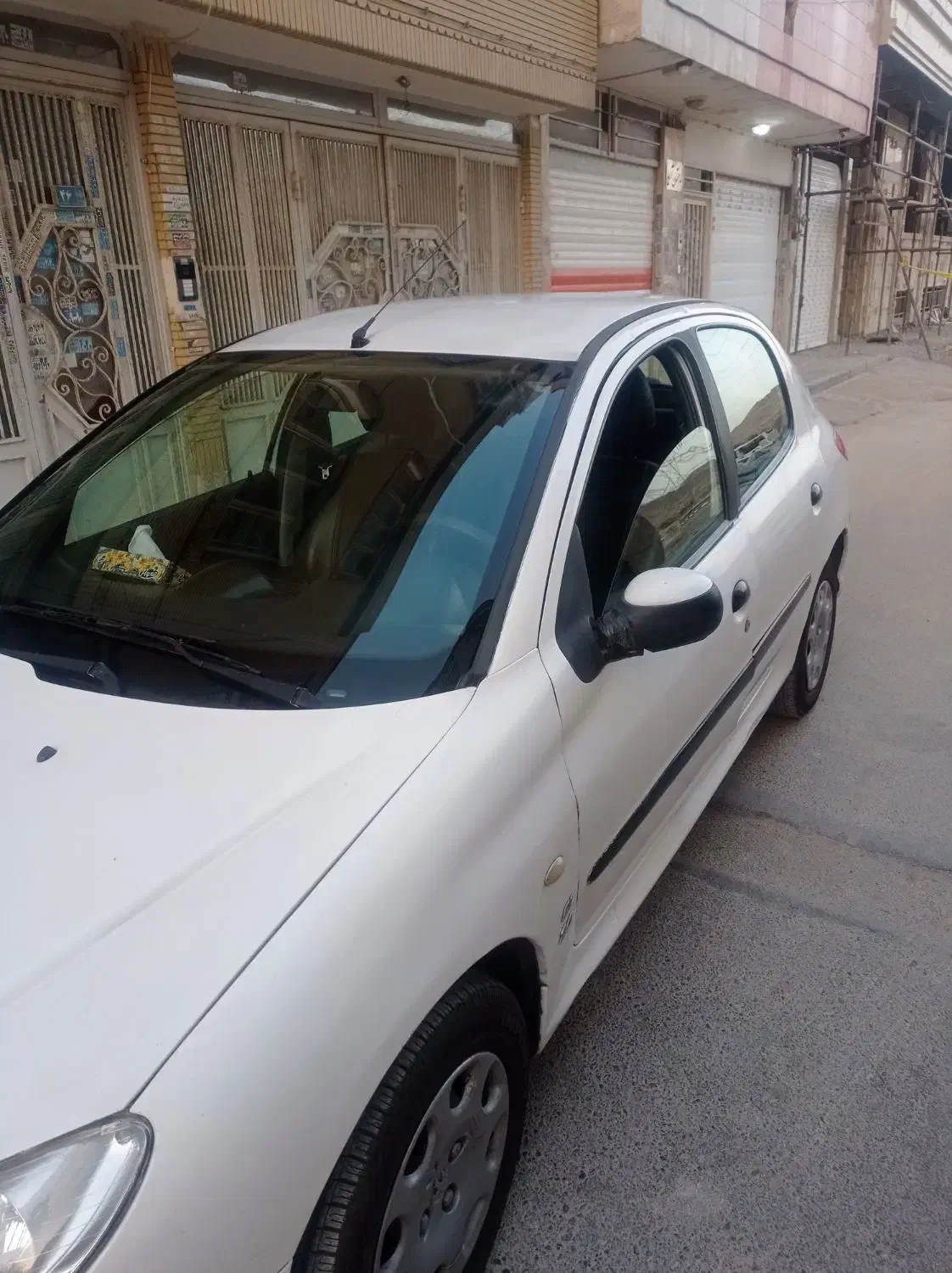 پژو 206 تیپ 2 - 1390
