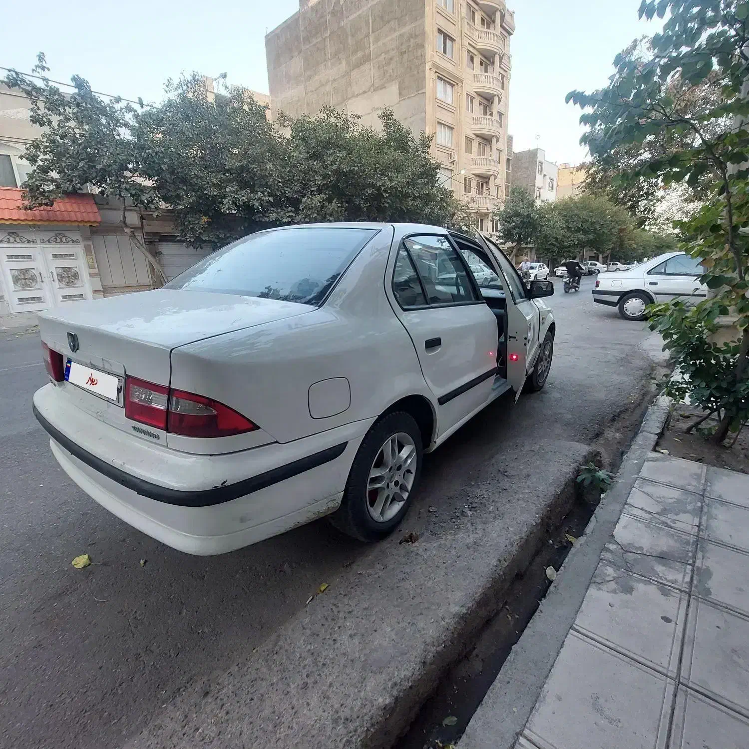 سمند LX XU7 - 1390
