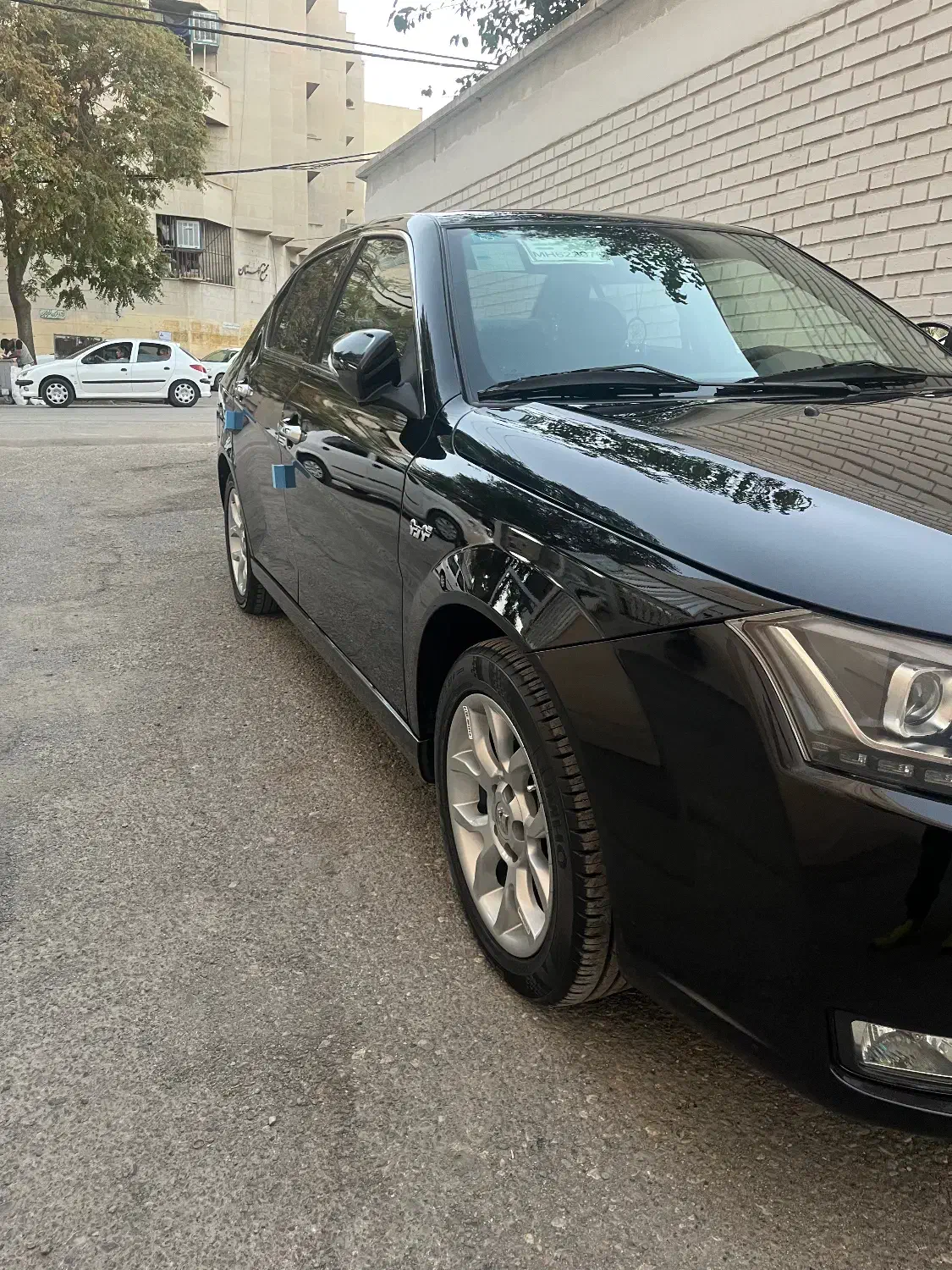 دنا پلاس توربو اتوماتیک - 1401