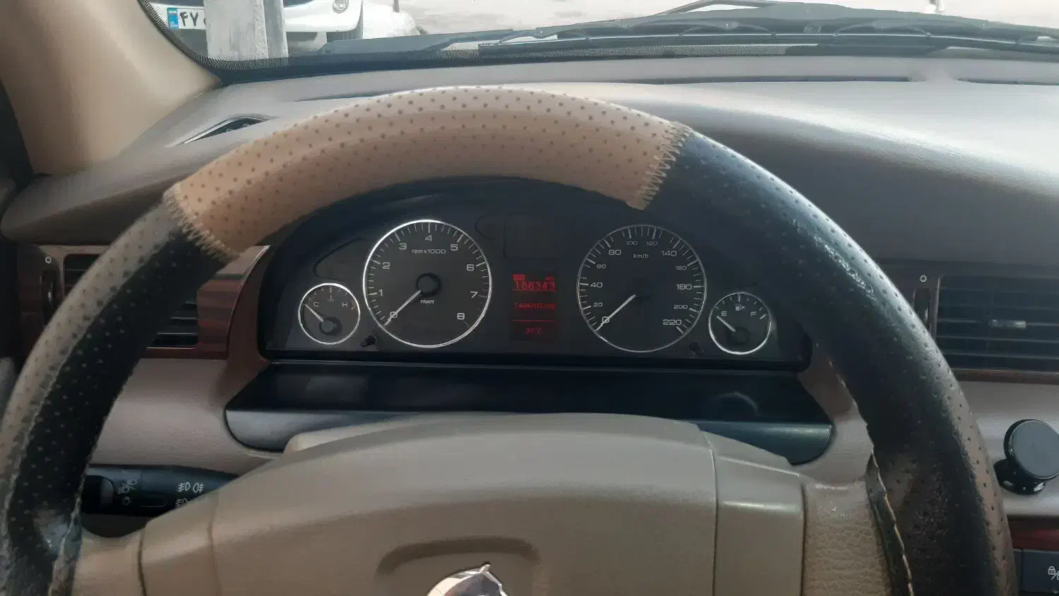سمند LX XU7 - 1396