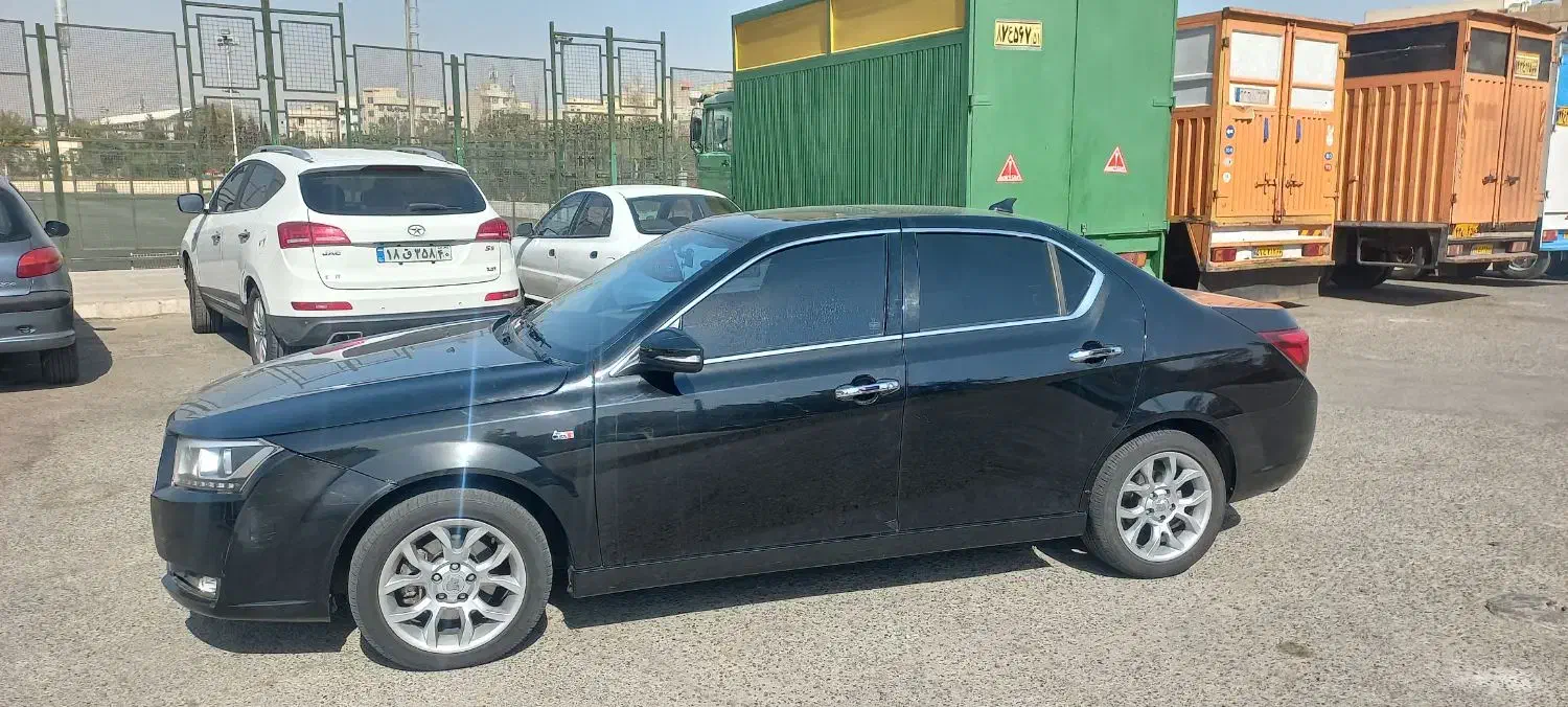 دنا پلاس توربو اتوماتیک - 1401