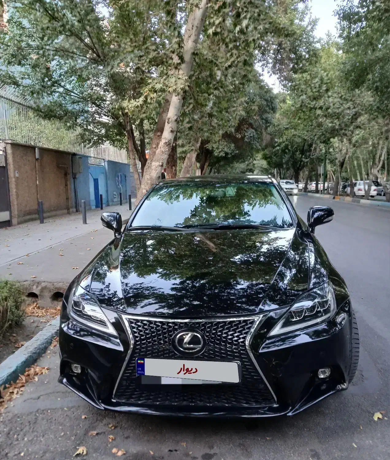 خودرو لکسوس، IS کروک آگهی ann_20661265