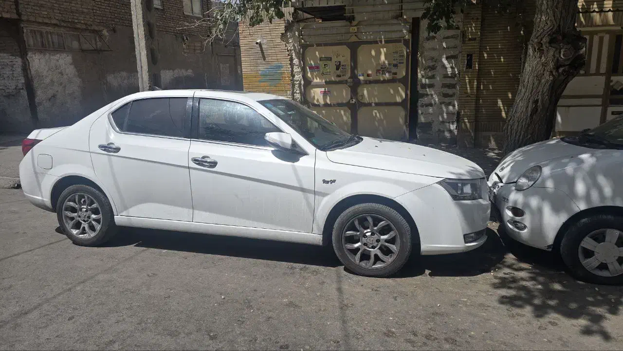 دنا پلاس توربو اتوماتیک - 1402