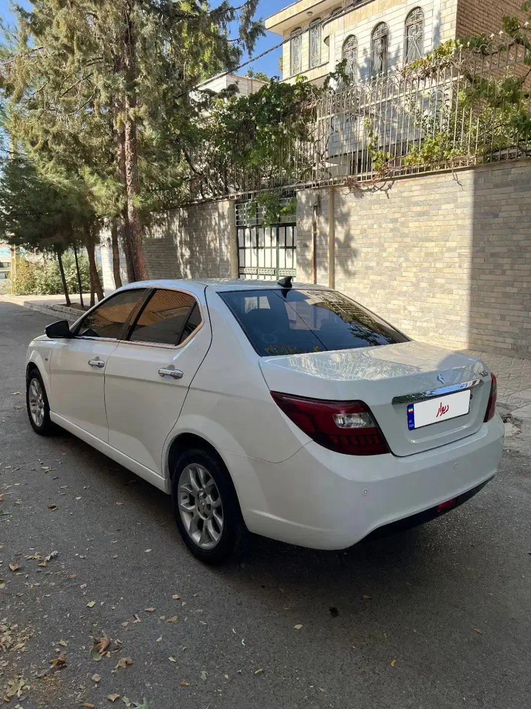 دنا پلاس توربو اتوماتیک - 1402