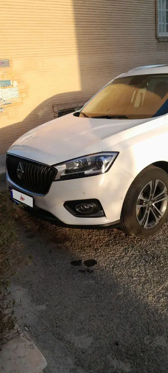 بورگوارد BX7 آلتیمیت - 2018