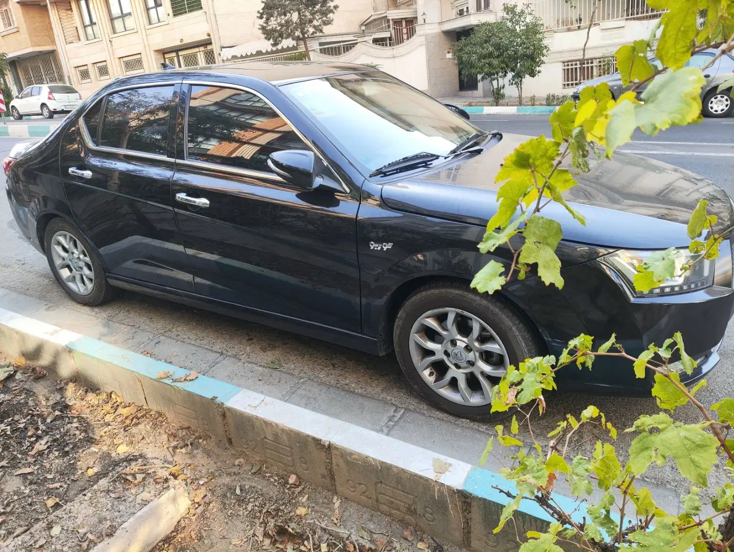 دنا پلاس توربو 6 دنده - 1401