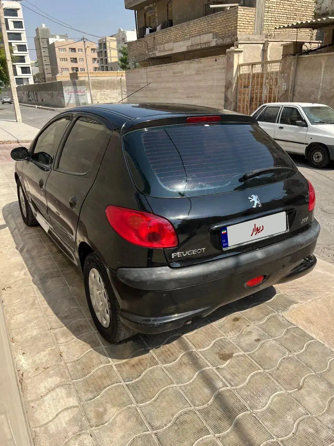 پژو 206 تیپ 5 - 1396