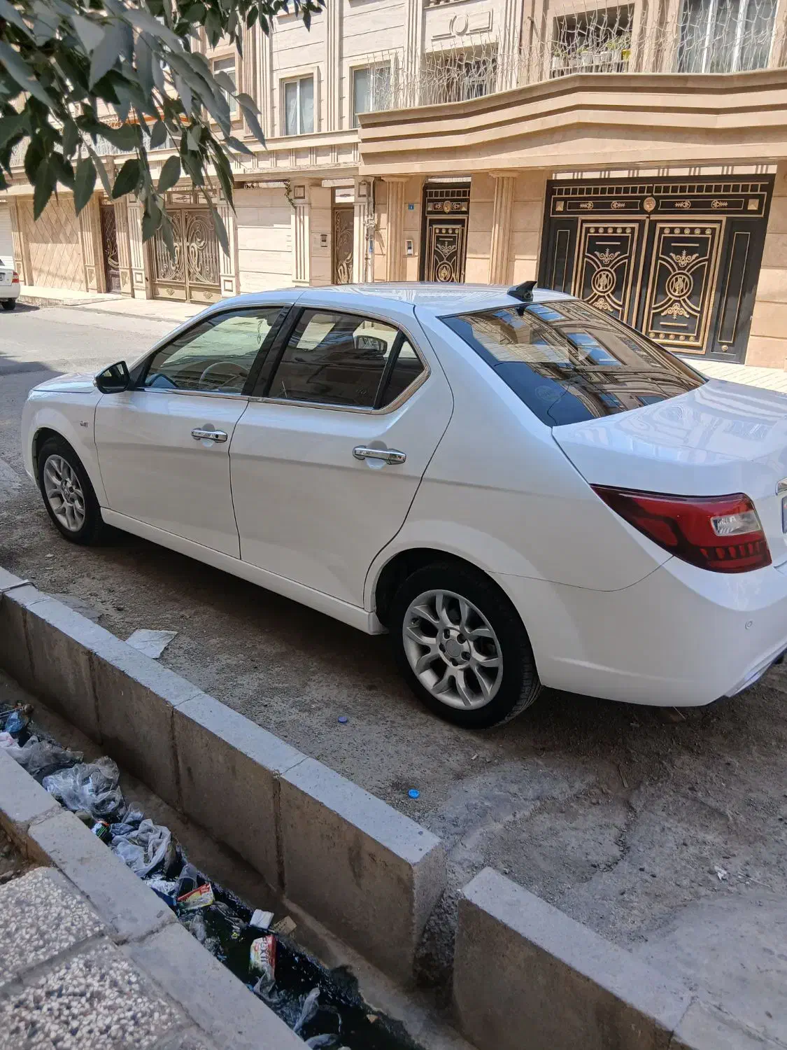 دنا پلاس توربو اتوماتیک - 1403