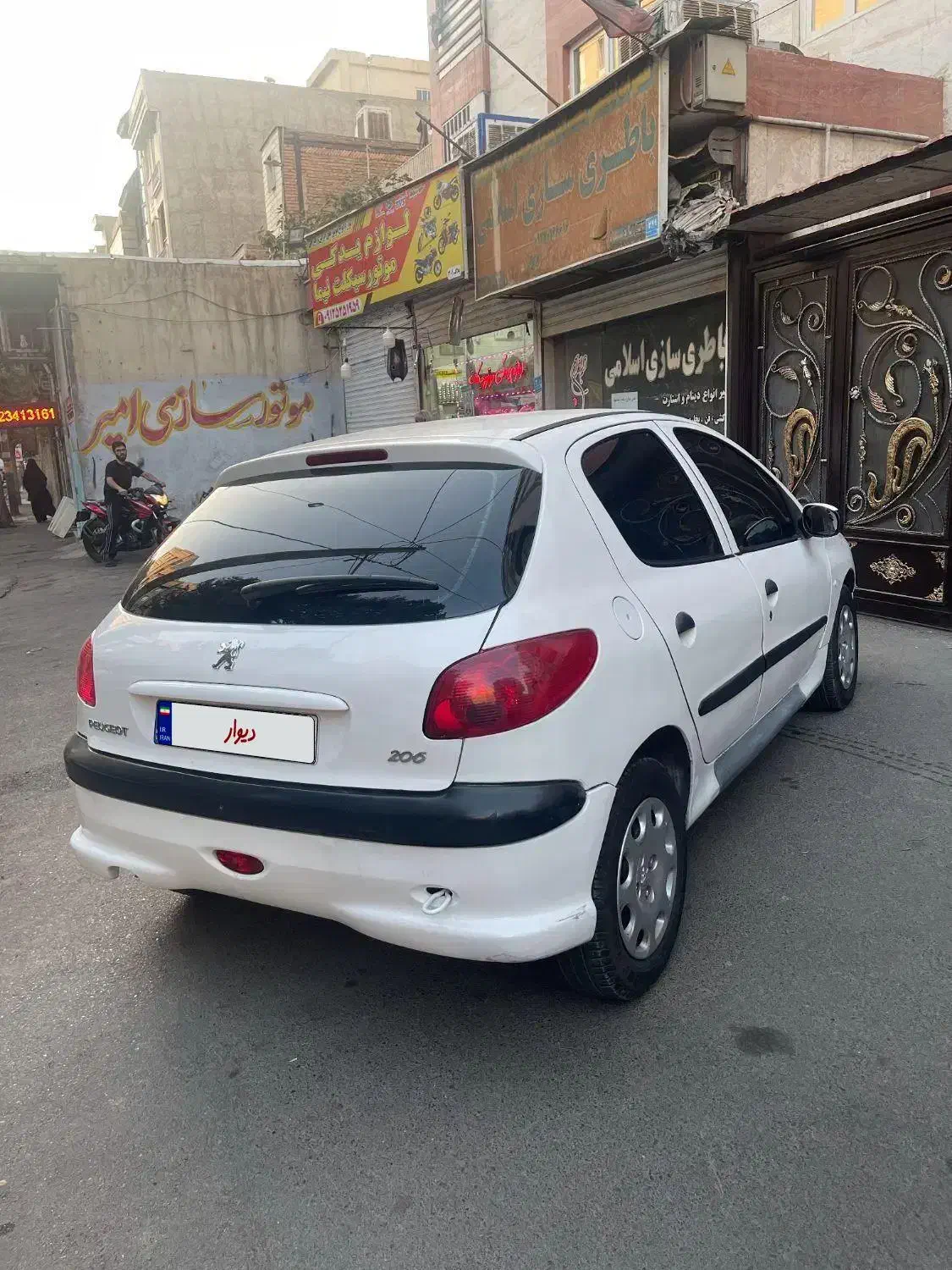 پژو 206 تیپ 5 - 1390