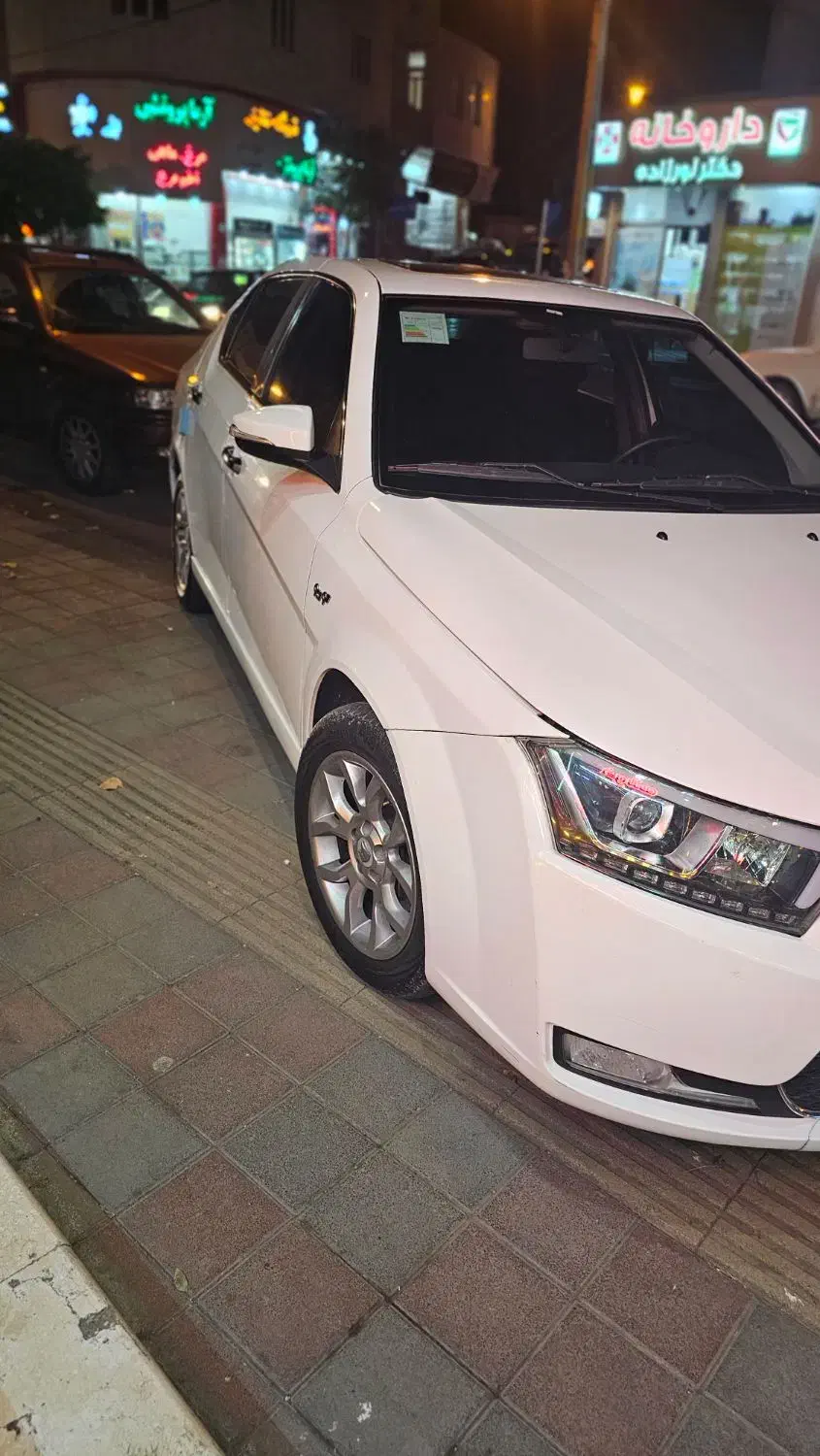 دنا پلاس توربو 6 دنده - 1400