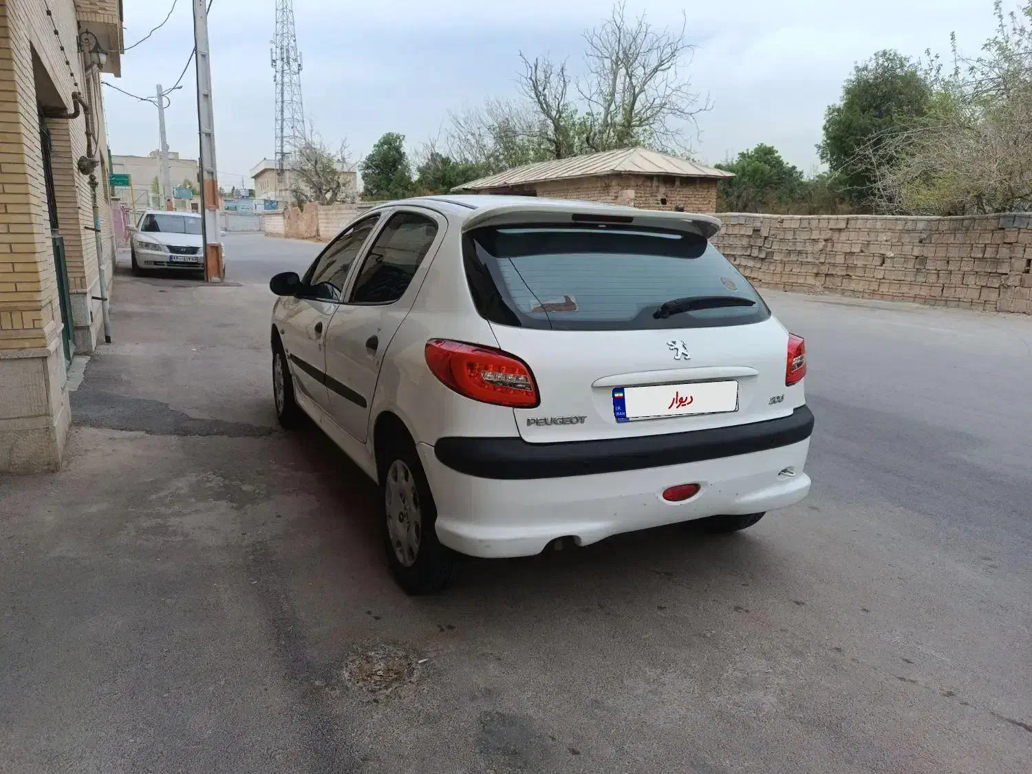 پژو 206 تیپ 2 - 1396