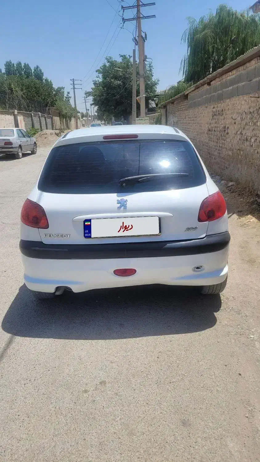پژو 206 تیپ 3 - 1389