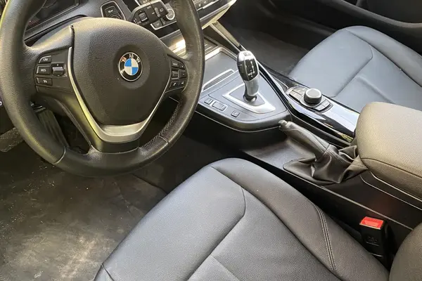 ب ام و سری 1 هاچ بک 120i - 2018