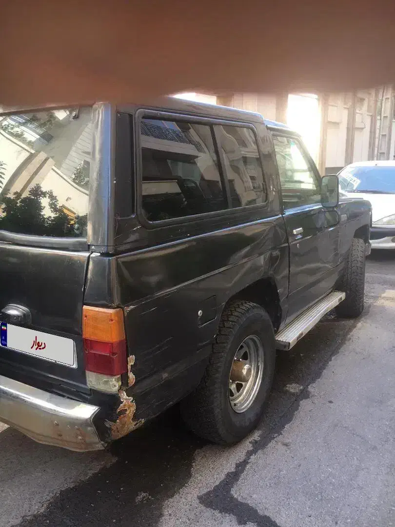 نیسان پاترول دو درب دنده‌ای - 2003