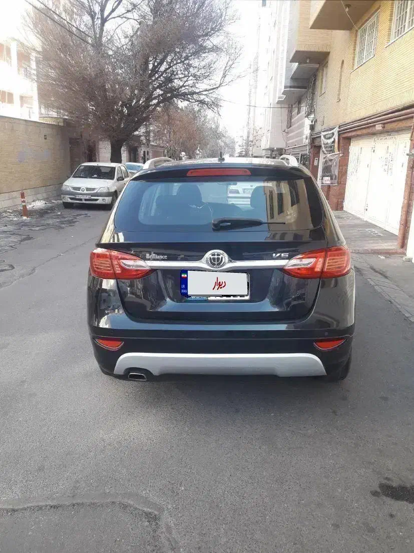 برلیانس v5 اتوماتیک - 2014