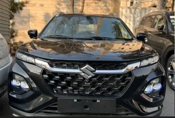 سوزوکی فرانکس هیبرید - 2025