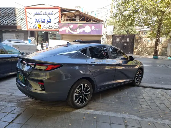 کی ام سی EJ7 پلاس - 2024