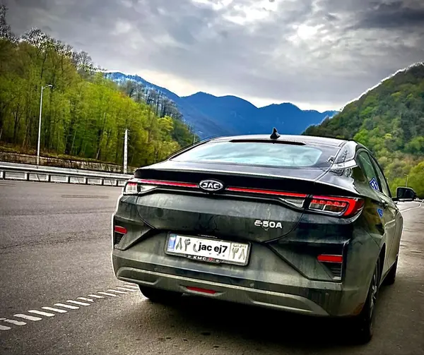 کی ام سی EJ7 پلاس - 2024