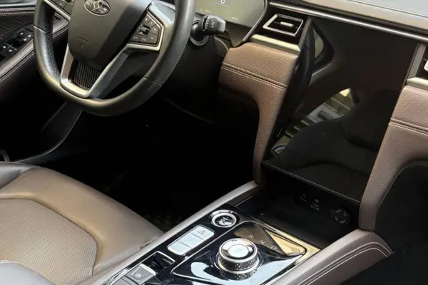 کی ام سی EJ7 ساده - 2024