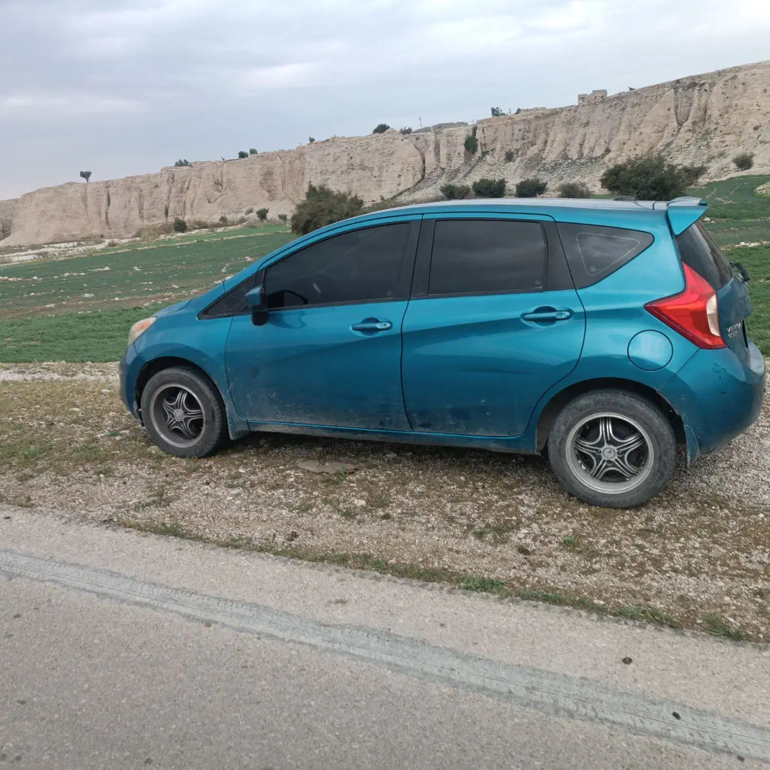 نیسان سانی 1.5 لیتر - 2015