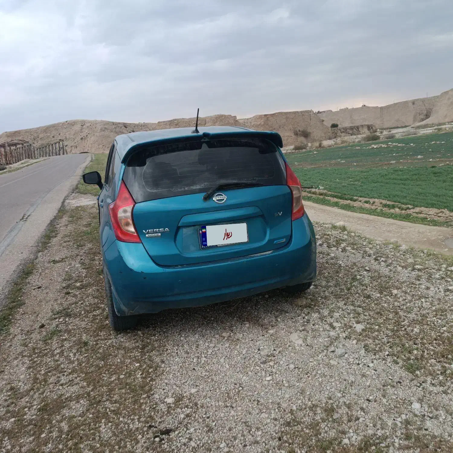 نیسان سانی 1.5 لیتر - 2015