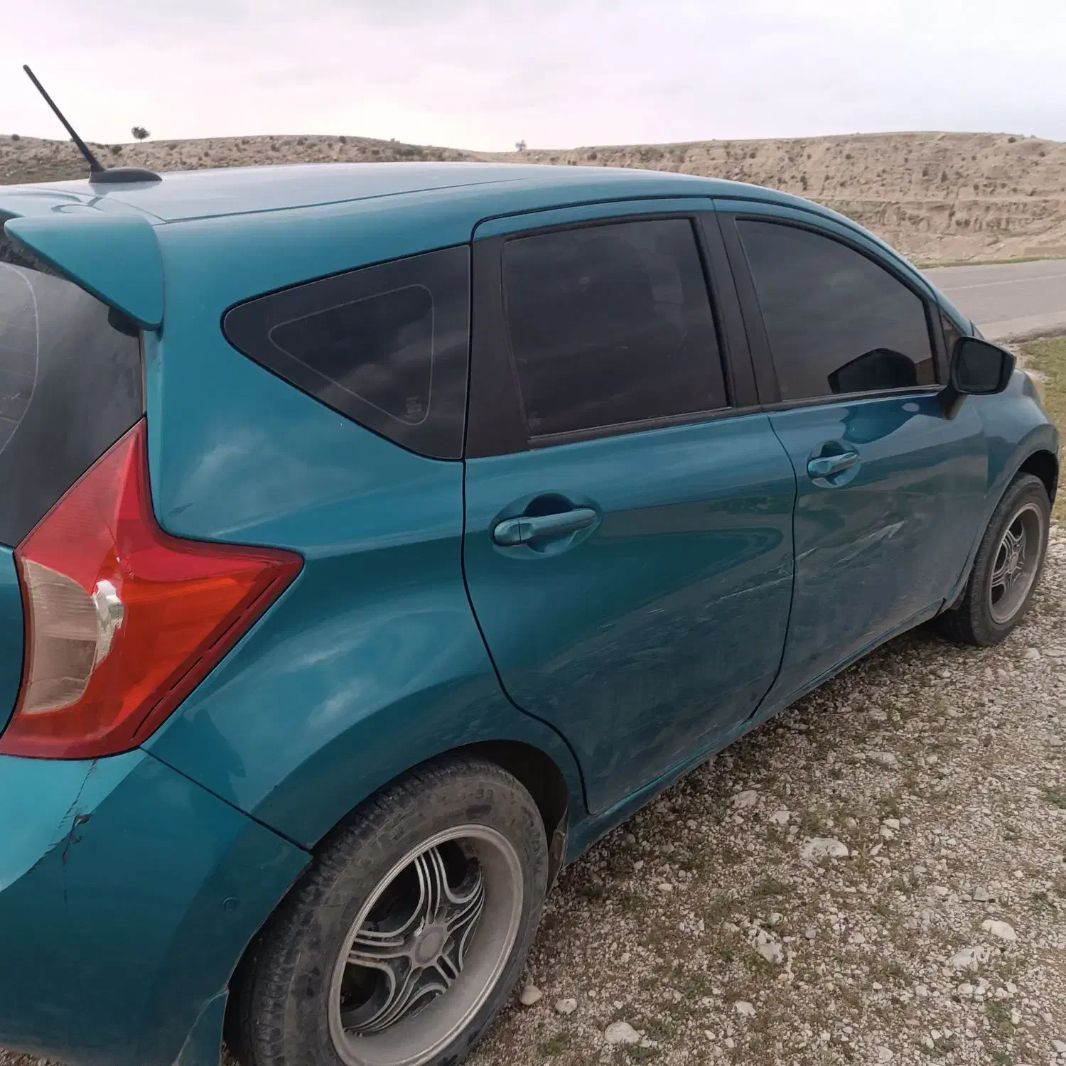 نیسان سانی 1.5 لیتر - 2015