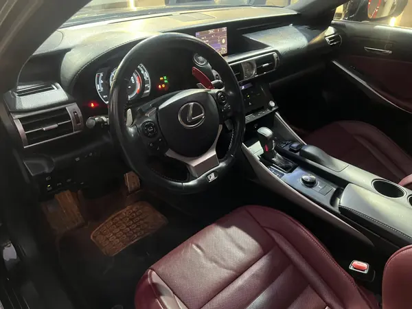 لکسوس IS 250 Fsport - 2015