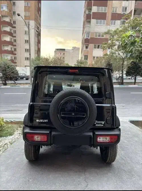 سوزوکی جیمنی 5 در - 2024