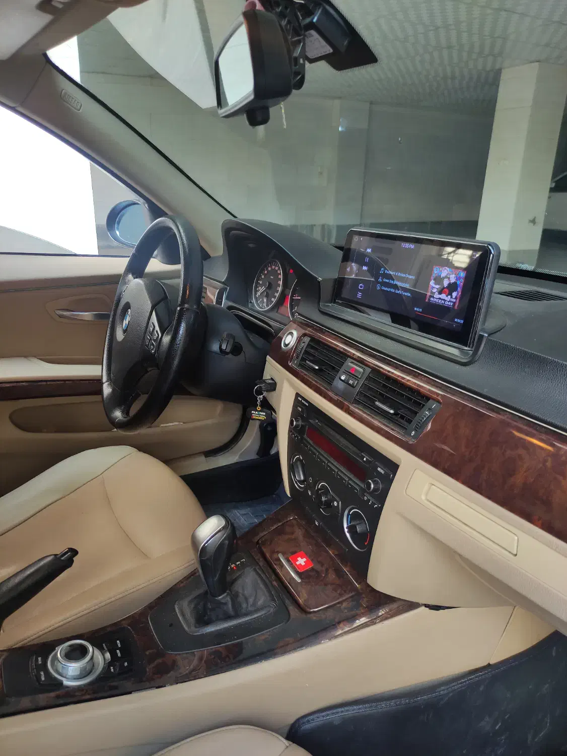 ب ام و سری 3 سدان 320i - 2008