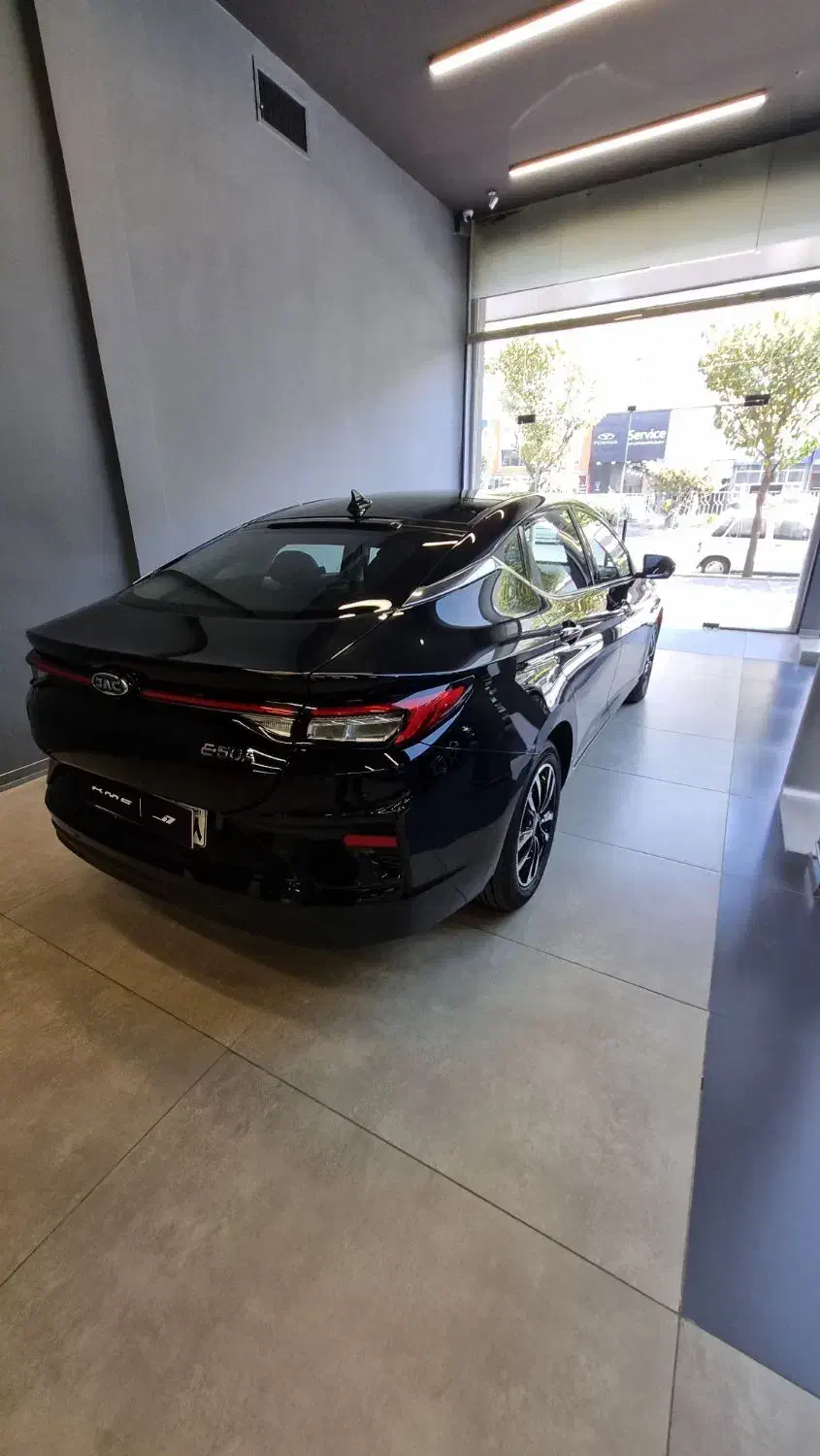 کی ام سی EJ7 پلاس - 1403