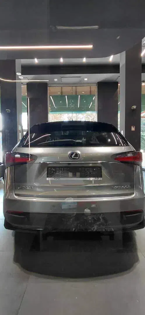 لکسوس NX هیبرید 300H - 2017