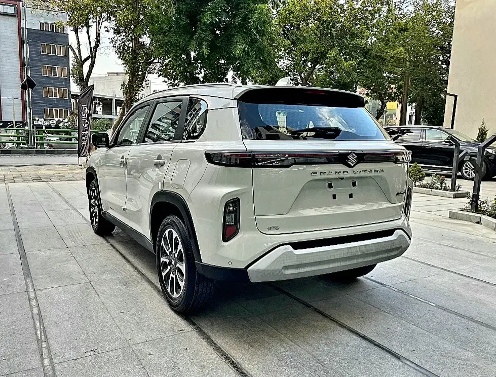سوزوکی ویتارا هیبرید - 2025