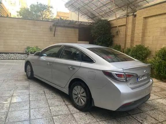 هیوندای سوناتا هیبرید GL - 2017