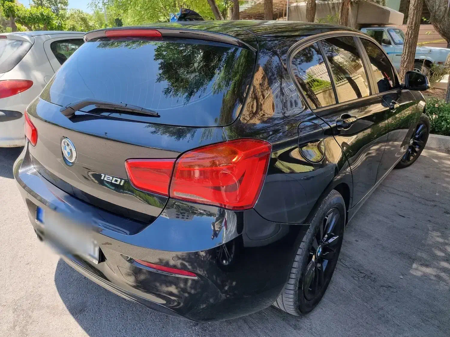 ب ام و سری 1 هاچ بک 120i - 2018
