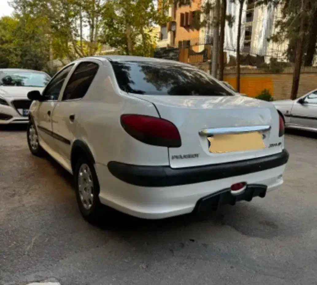 پژو ۲۰۷ صندوق دار اتوماتیک - 1397