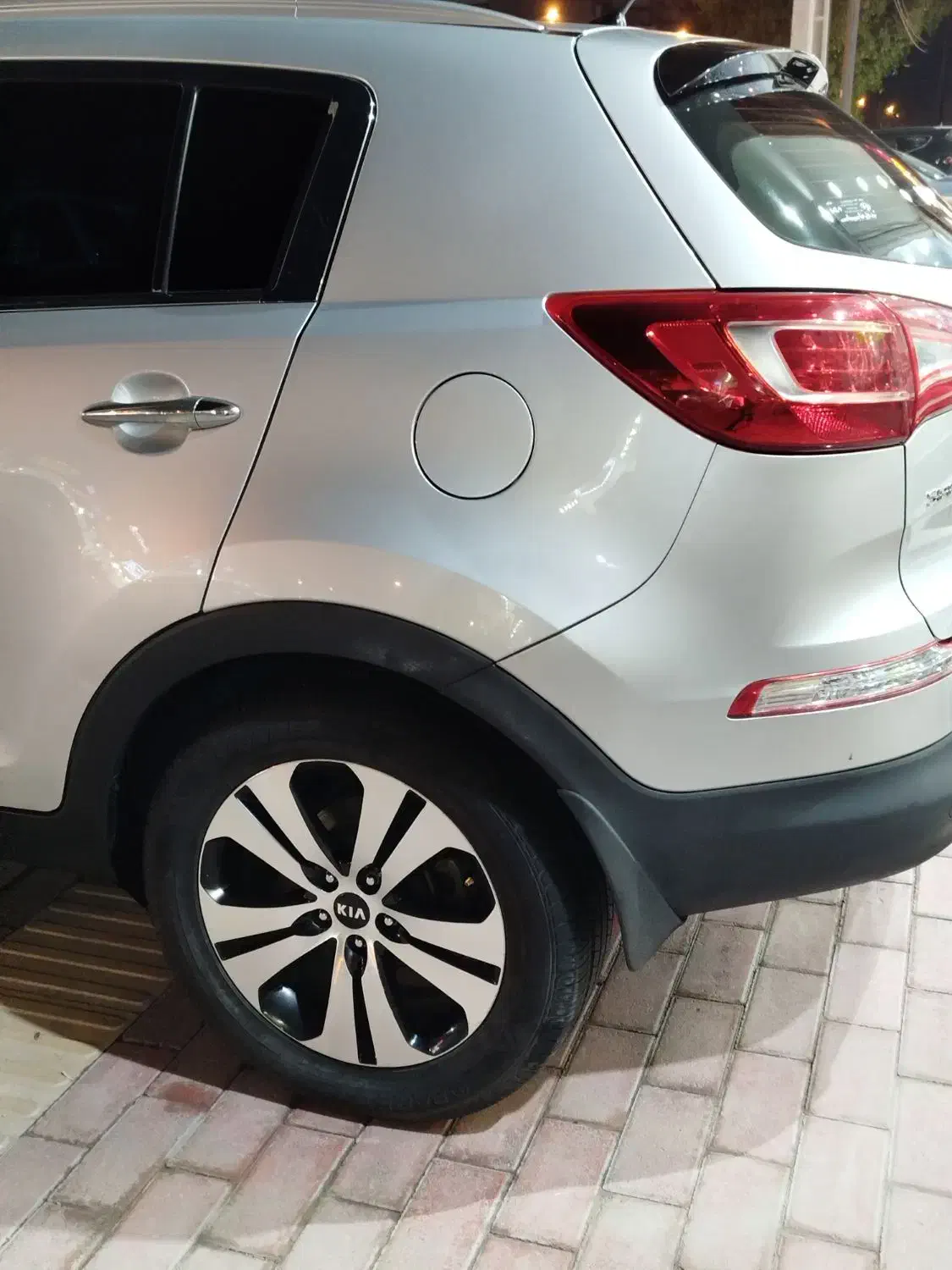کیا اسپورتیج 4 سیلندر فول 2400cc - 2012