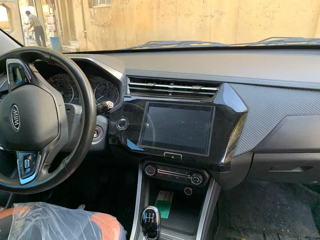 ام وی ام X22 پرو دنده‌ای - 1402
