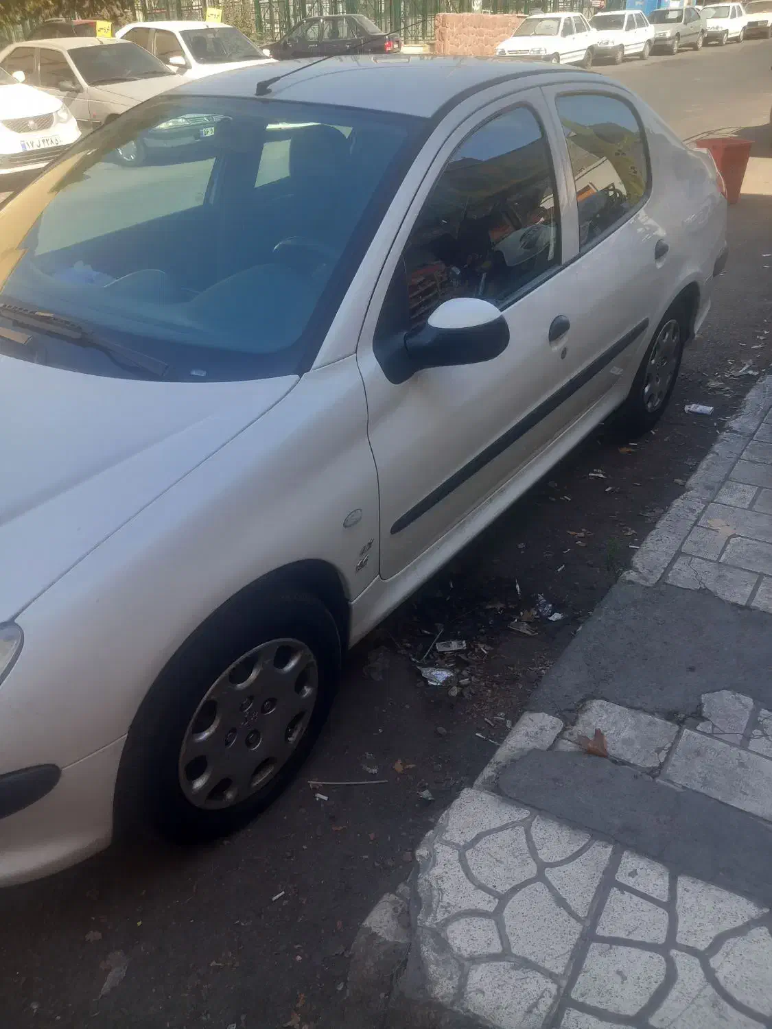 پژو ۲۰۶ صندوق دار v8 - 1397