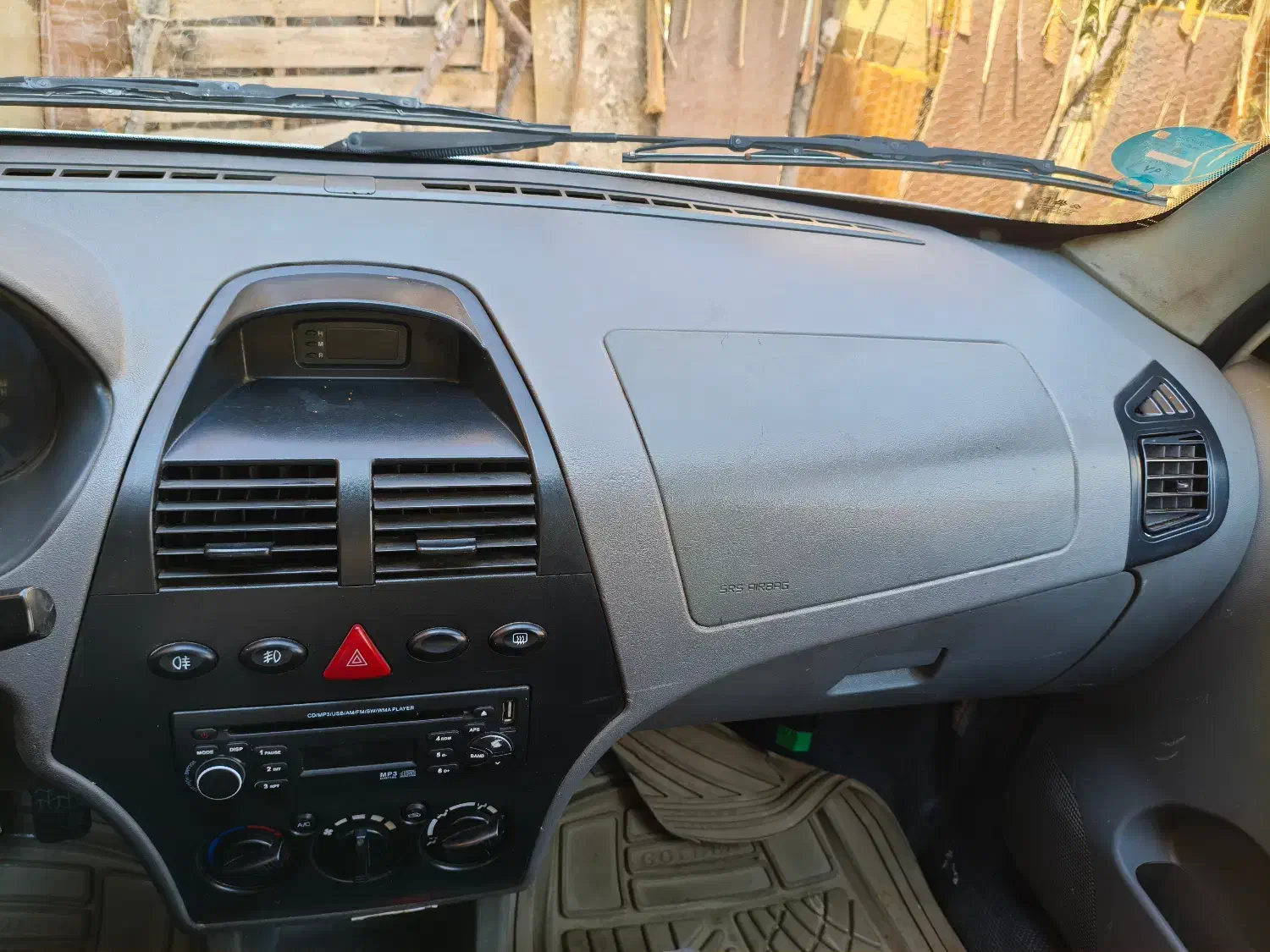 تیبا صندوق دار SX - 1393