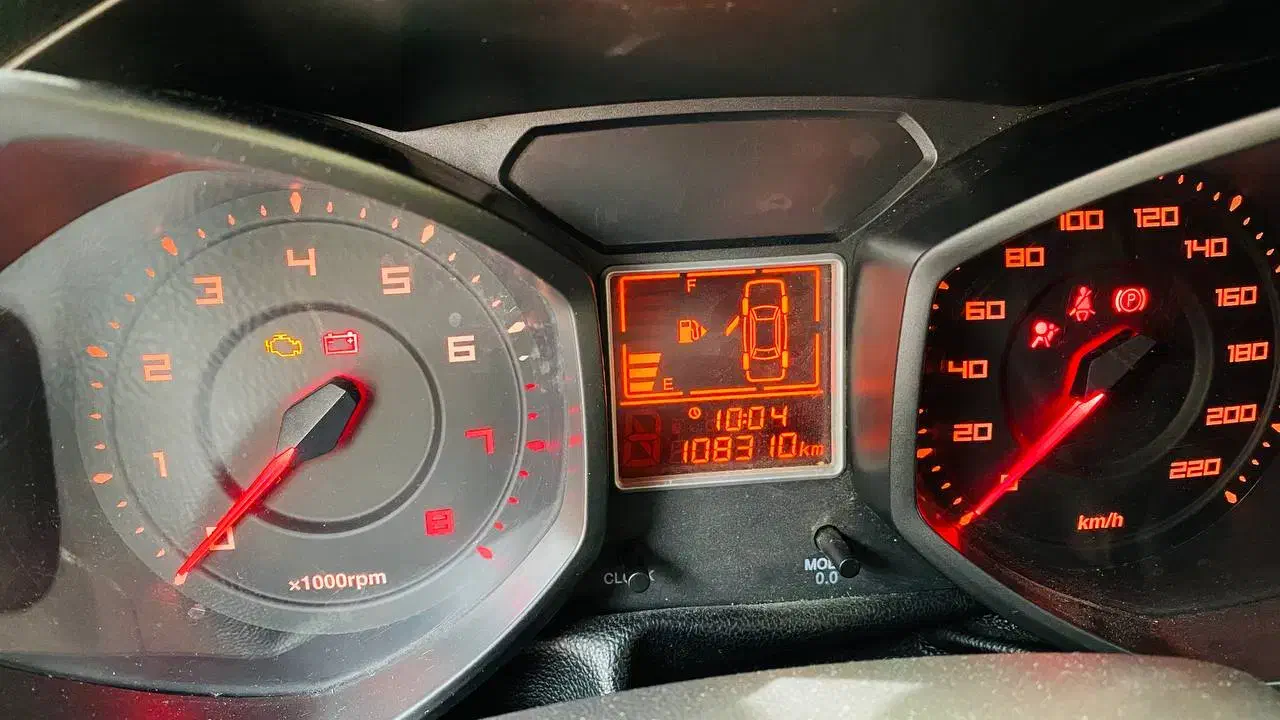 ام وی ام 315 هاچ بک ساده دنده ای - 1395